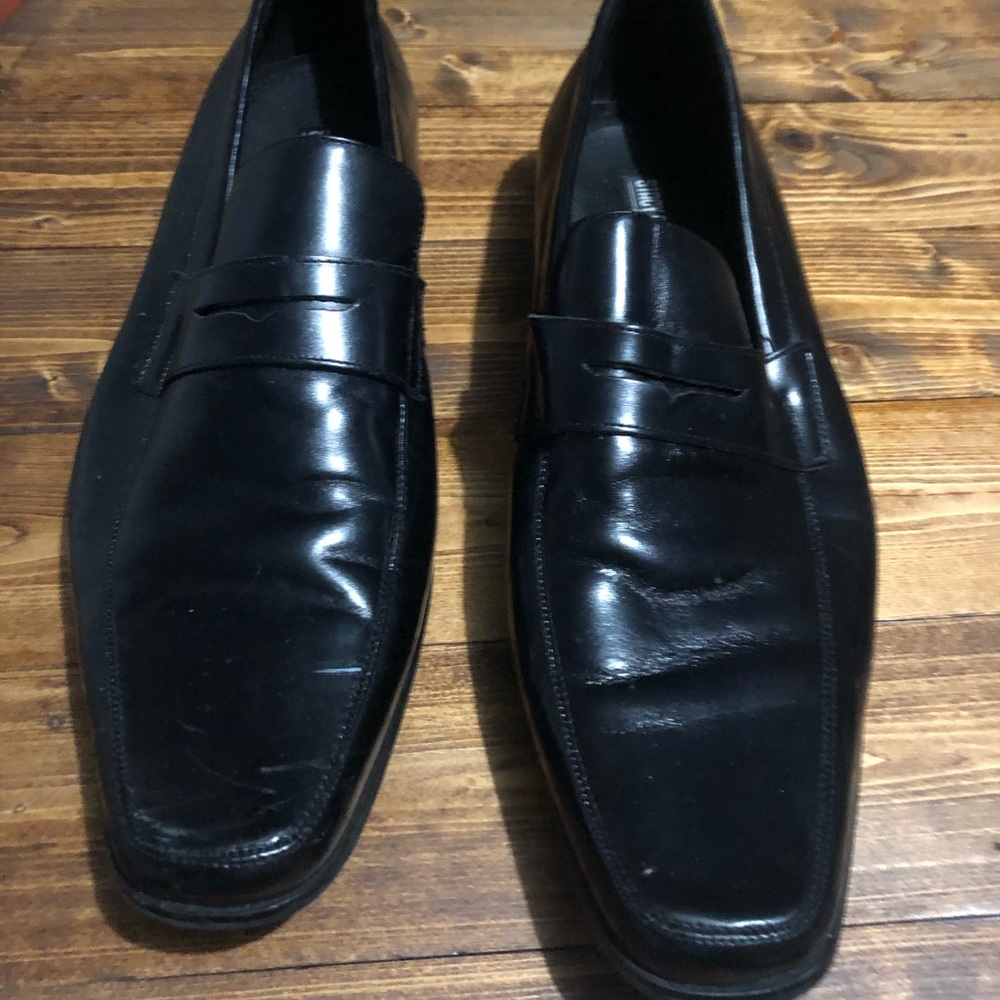 Men’s dress shoes